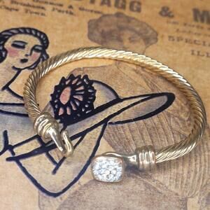 Vintage Spiral Twist Gold Tone Hook and Eye Closure Bracelet